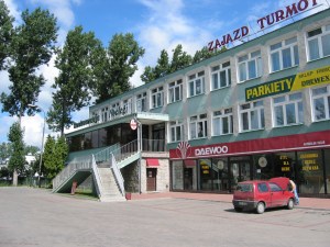 Eka majapaikka Puolan puolella