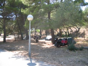 Kroatiassa. Jossain matkan varrella. 