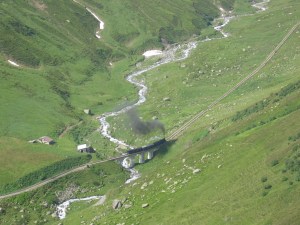 Veturi saa laittaa näissä maisemissa parastaan. 