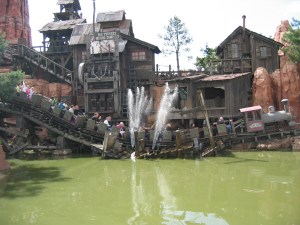 Disneylandin huvituksia