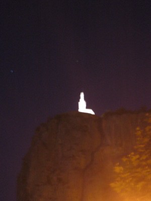 ...ja yövalaistuksessa