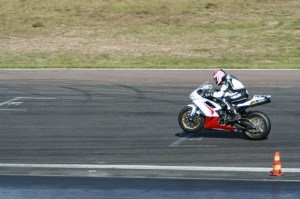 Ajamassa siihen uran ekaan voittoon Alastarolla.