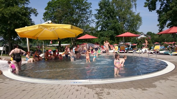 Oasen allasalueen lasten osasto