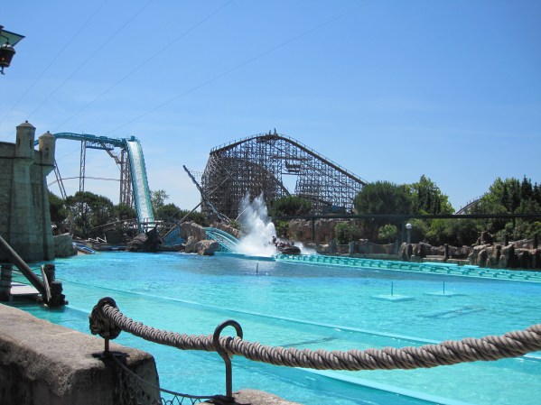 Europa-Park Myös SuperSplashiin päästiin tyttöjen kanssa 