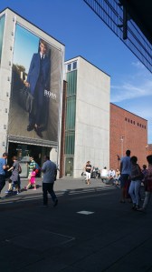 Outlet City - yksi todella monista liikkeistä