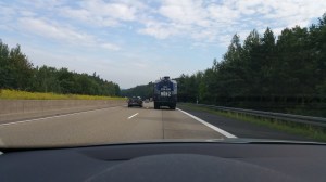 Poliisin kalustoa liikenteessä