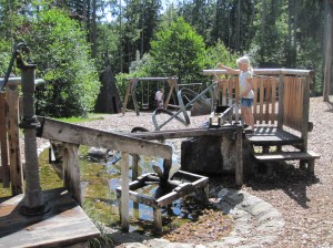 Salzburger Freilicht Museum - leikkipaikoille on aina kysyntää
