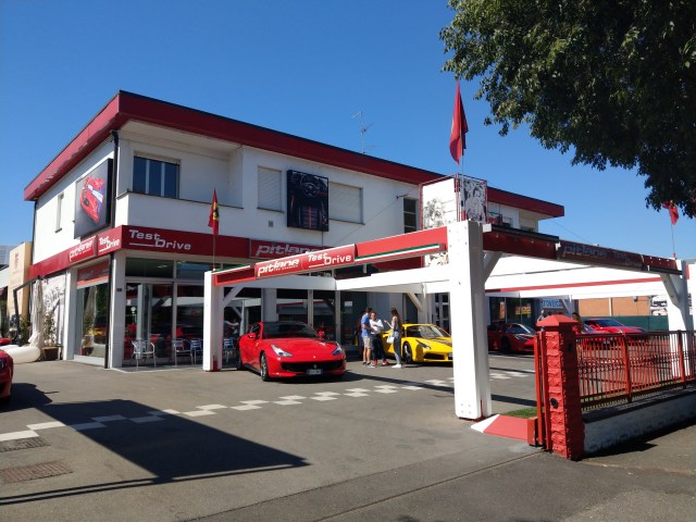 Pitlane Red Passion Maranello
